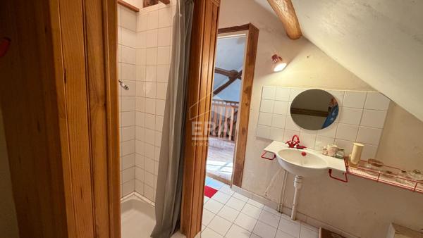 Maison à rénover de 11 pièces à Boinville-en-Mantois - Fort potentiel