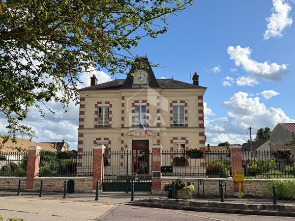 Maison à rénover de 11 pièces à Boinville-en-Mantois - Fort potentiel