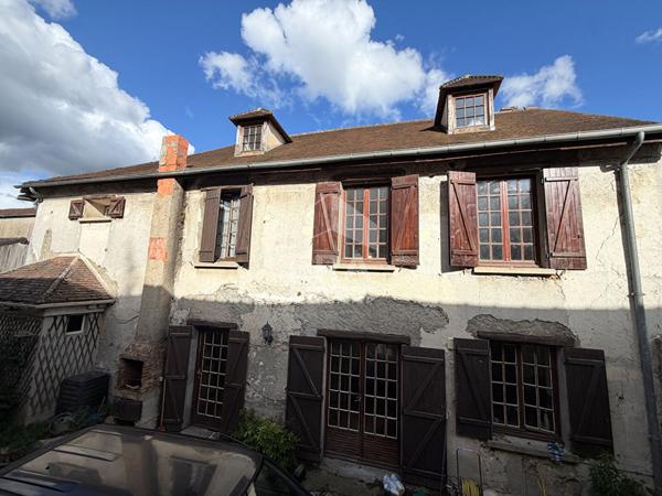 Maison à rénover de 11 pièces à Boinville-en-Mantois - Fort potentiel