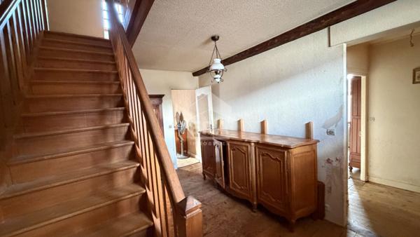 Maison à rénover de 11 pièces à Boinville-en-Mantois - Fort potentiel