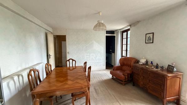 Maison à rénover de 11 pièces à Boinville-en-Mantois - Fort potentiel