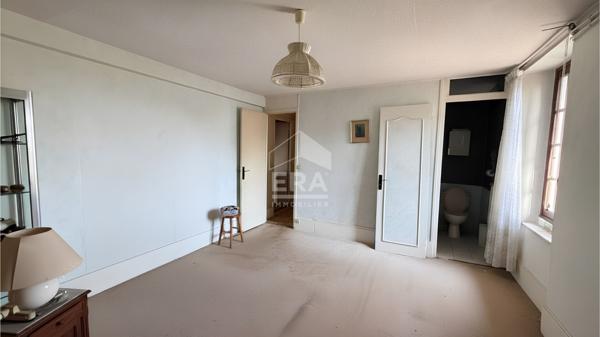 Maison à rénover de 11 pièces à Boinville-en-Mantois - Fort potentiel