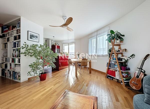 ISSY LES MOULINEAUX - A vendre Appartement 4 pièces en étage élevé avec vue dégagée et balcons