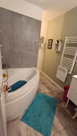 Maison de campagne rénovée aux portes de Bergerac en direction de Périgueux !