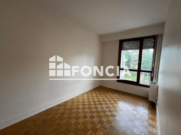 À vendre Appartement 4 pièces 80.77 m² - Versailles 78000