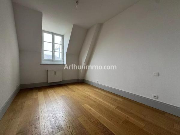 Location Appartement 3 pièces 76 m2 à Dole