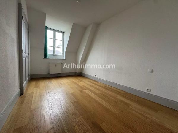 Location Appartement 3 pièces 76 m2 à Dole