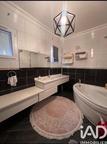 Maison à vendre 5 pièces 140 m² Sens