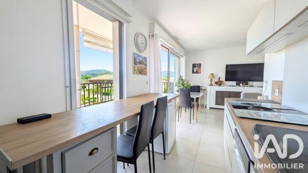 Appartement à vendre 2 pièces 45,9 m² Hyères