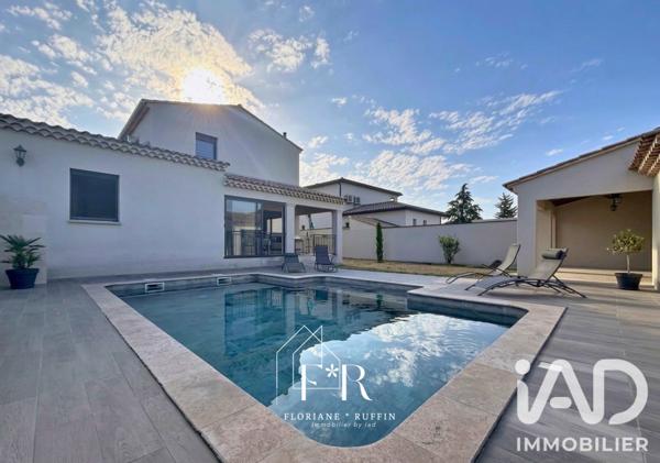Maison à vendre 6 pièces 159 m² Morières-lès-Avignon