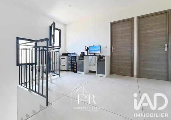 Maison à vendre 6 pièces 159 m² Morières-lès-Avignon