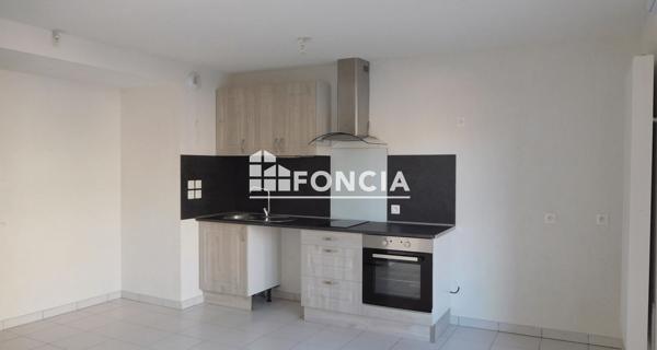 Location Studio 27.32 m² - Gap 05000
