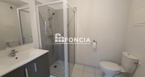 Location Studio 27.32 m² - Gap 05000