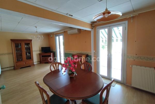 CHARENTE : RUELLE SUR TOUVRE, maison de 61 m² avec terrasse et garage