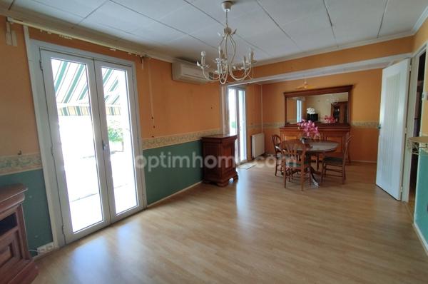 CHARENTE : RUELLE SUR TOUVRE, maison de 61 m² avec terrasse et garage