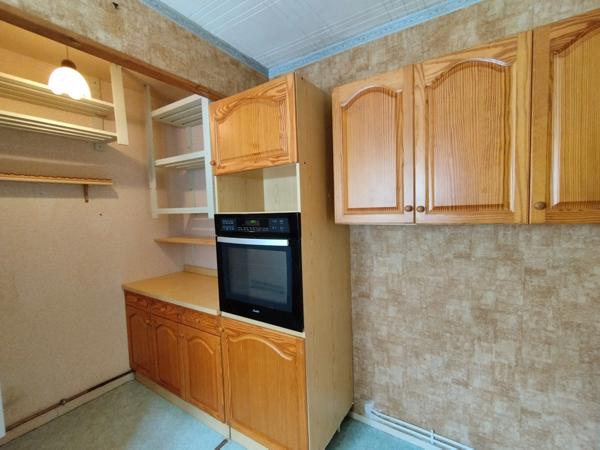 CHARENTE : RUELLE SUR TOUVRE, maison de 61 m² avec terrasse et garage