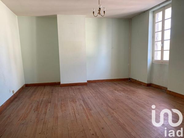 Maison de village 10 pièces de 297 m² à Pomport (24240)