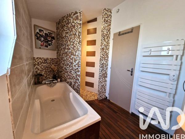 Maison à vendre 7 pièces 145 m² Vairé