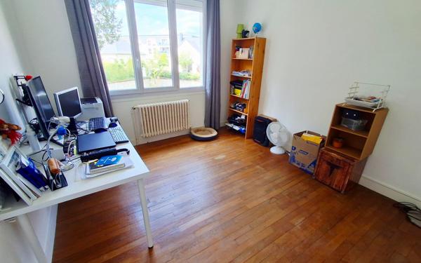Maison à vendre    7 pièces • 144 m2 Saint-Pierre-lès-Nemours
