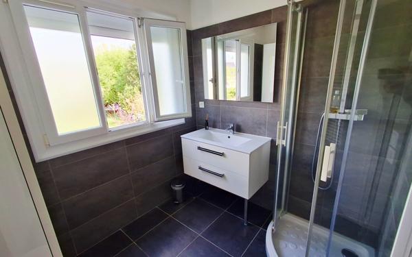 Maison à vendre    7 pièces • 144 m2 Saint-Pierre-lès-Nemours