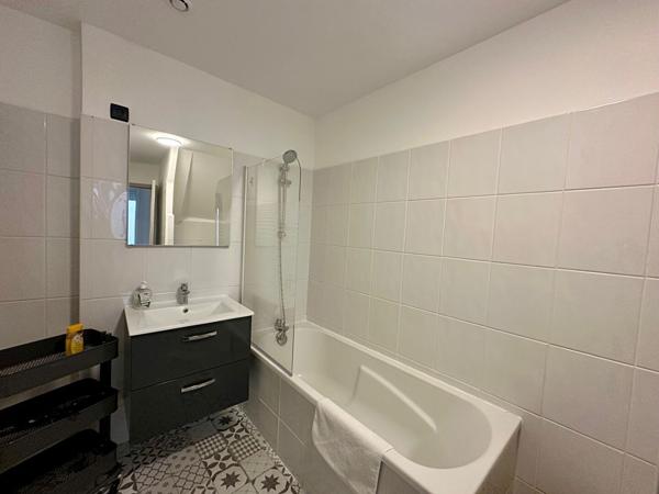 APPARTEMENT EN TRIPLEX A CARCASSONNE PROCHE DE LA CITE