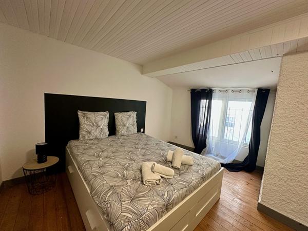 APPARTEMENT EN TRIPLEX A CARCASSONNE PROCHE DE LA CITE