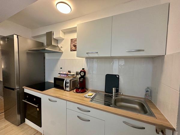 APPARTEMENT EN TRIPLEX A CARCASSONNE PROCHE DE LA CITE
