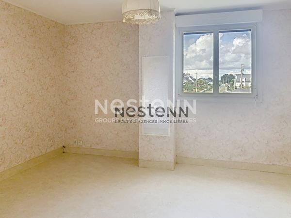 Maison familiale 5 chambres avec garage à vendre à Marzan