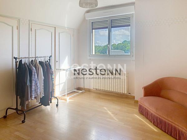 Maison familiale 5 chambres avec garage à vendre à Marzan