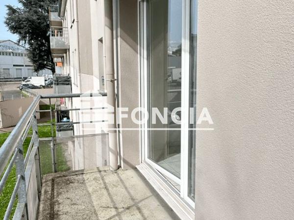 Location Appartement 4 pièces 82.5 m² - ENTREE A Limoges 87000