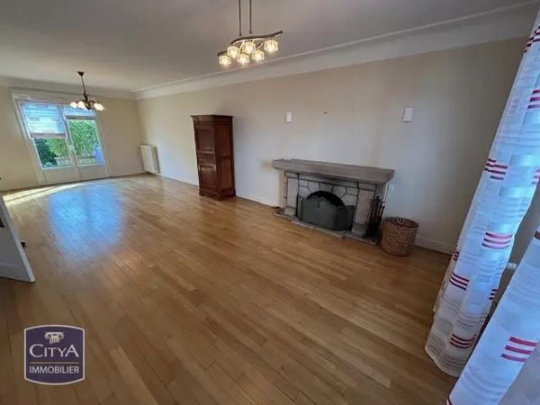 Maison à vendre 7 pièces 167m² Saint-Brieuc (22000)