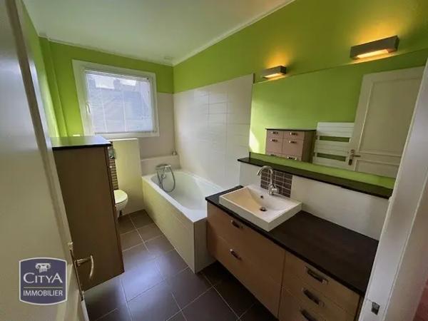 Maison à vendre 7 pièces 167m² Saint-Brieuc (22000)