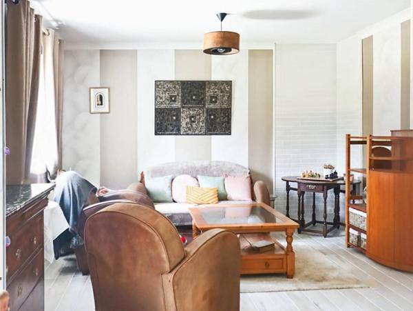 Maison Saint Lyphard, centre ville  4-5 chambres