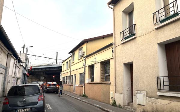 Stationnement à vendre    Gagny