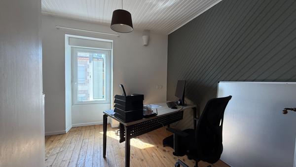 Bureaux Dompierre Sur Yon 170 m² EXCLUSIVITE AMANDA