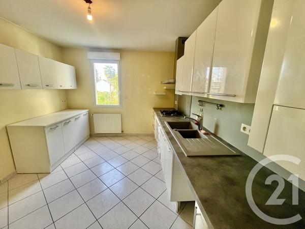 Appartement F4 à vendre  4 pièces - 101,25 m 2   PAU  - 64