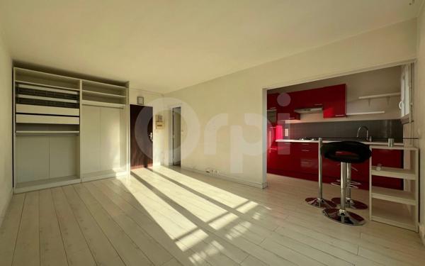 Appartement à vendre    1 pièce • 28,66 m2 Limeil-Brévannes