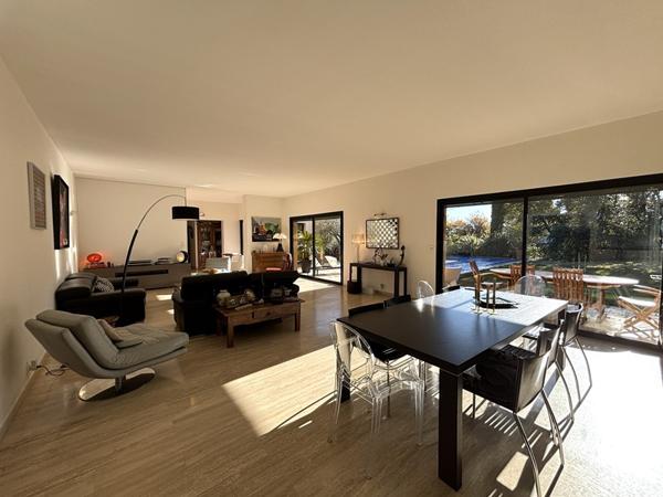 Maison 5 pièces - 200 m² Bien prestige