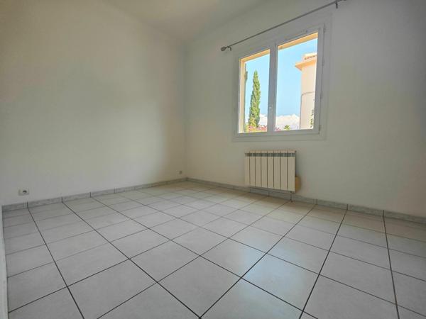 Appartement à louer    3 pièces •  Sanary-sur-Mer