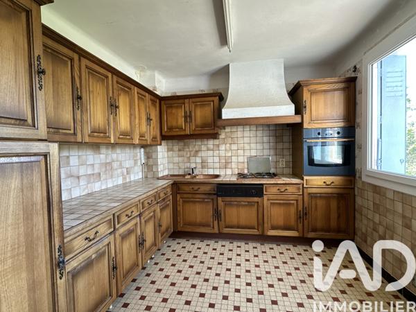 Maison à vendre 5 pièces 90 m² Saint-Étienne-de-Fontbellon
