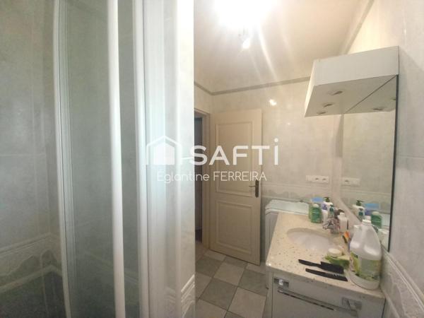 CHATEAUROUX, APPARTEMENT T3 AVEC BALCON, GARAGE ET CAVE