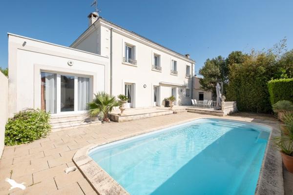 Maison à vendre |  Juvignac |  8 pièces | 280 m²