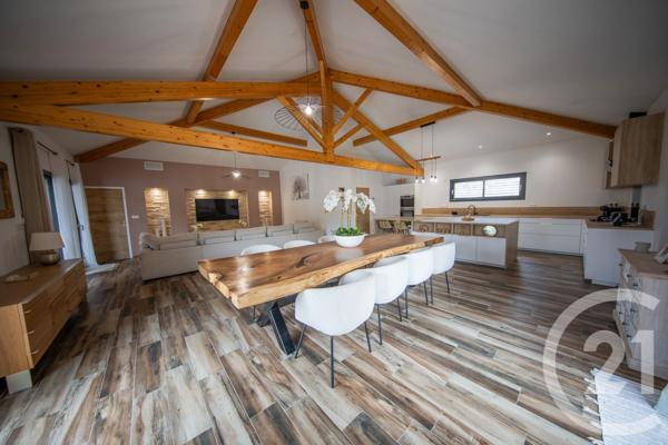 Maison à vendre  7 pièces - 197,18 m 2   BRACH  - 33