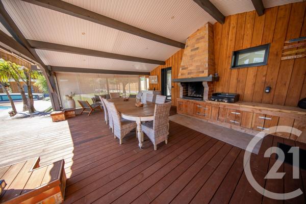 Maison à vendre  7 pièces - 197,18 m 2   BRACH  - 33