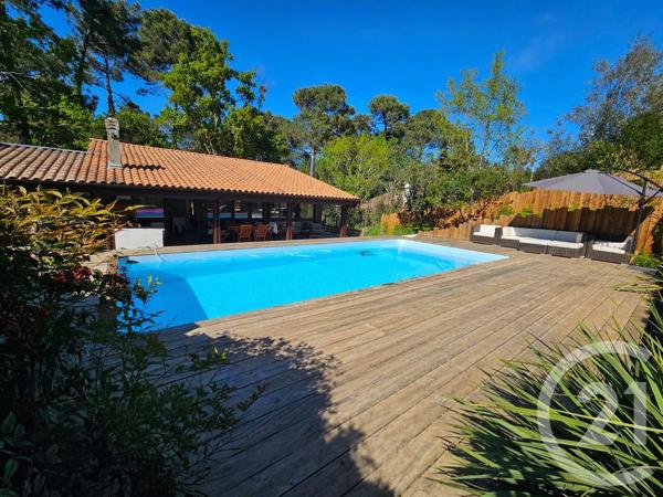 Maison à vendre  7 pièces - 197,18 m 2   BRACH  - 33