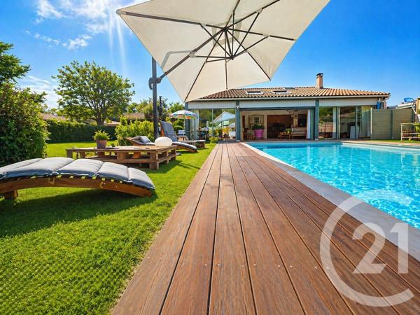 Maison à vendre  7 pièces - 197,18 m 2   BRACH  - 33
