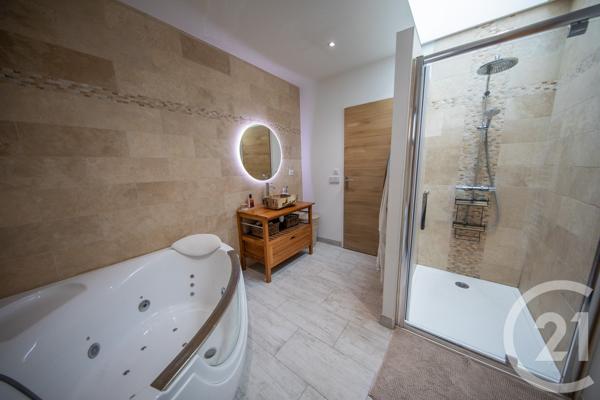 Maison à vendre  7 pièces - 197,18 m 2   BRACH  - 33