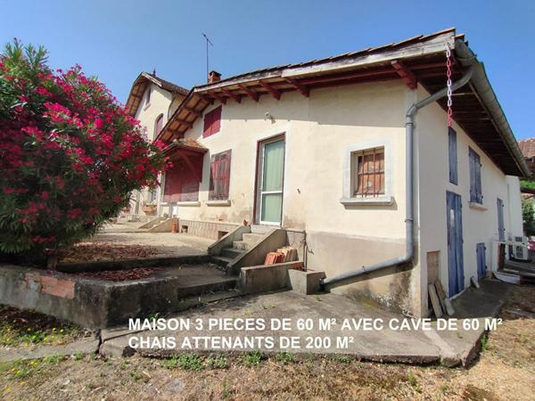 PROPRIETE : CHATEAU + BUREAUX + CHAIS + BATIMENTS + 3600 M² DE TERRAIN