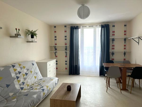 "APPARTEMENT MEUBLÉ LE MANS 1 PIECE 27M2"