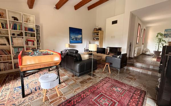 Maison à vendre    4 pièces • 119 m2 Aigues-Mortes